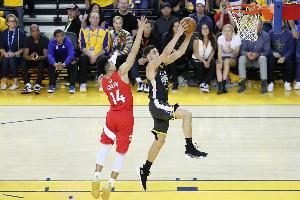 铁林：勇蜜们别再缠着我了 我真不是故意弄伤克莱 他自己都放下了