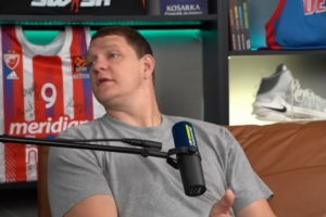 莫兹科夫：纽约太脏乱差了 一套房1000万美元的地方却垃圾乱堆