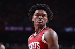 范乔丹重伤后火箭何去何从？马龙给出答案：阿门-汤普森就是答案