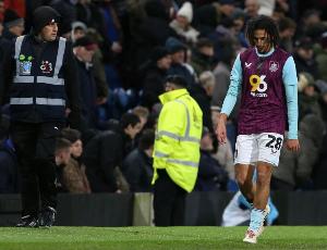 被指控向球迷吐口水！邮报：英足总正调查伯恩利中场汉尼拔