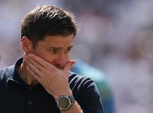 将大战巴萨！科贝：皇马最大担忧来自防守端，巴尔韦德或踢边后卫