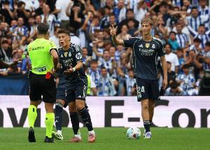 后防线利好！阿斯：皇马后卫赫伊森、阿森西奥均可出战巴萨