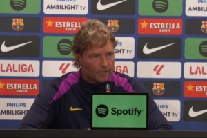 巴萨助教：必须专注比赛本身而不是考虑裁判 皇马的逼抢能力很强