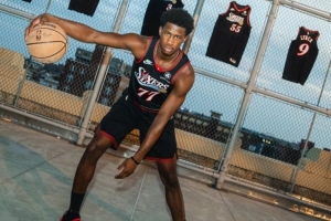 从2400人小岛打进NBA，他才真是“上乔下科”？