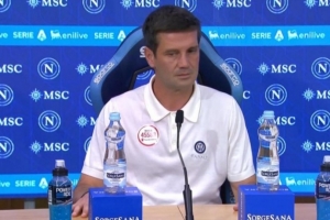 齐沃谈输球：我们没保持冷静，浪费太多精力和那不勒斯替补席吵架