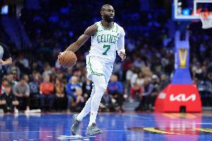 杰伦-布朗：我们用两个关键篮板终结了比赛 打出了凯尔特人式篮球