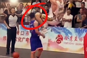 德古拉爆扣之后，抬腿过高，你怎么看？