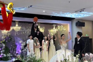 我兄弟不会放过任何一颗篮板球！