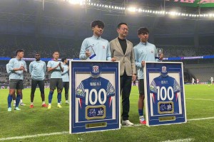 进攻天赋溢出的一支罗马！托蒂当年连线卡福集锦！