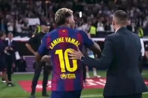 已不再是小透明！他不是米兰的正牌队长，却更像是球队的精神领袖