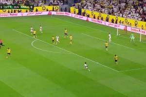 半场补时奥亚尔小角度破门，吉达联合再下一城